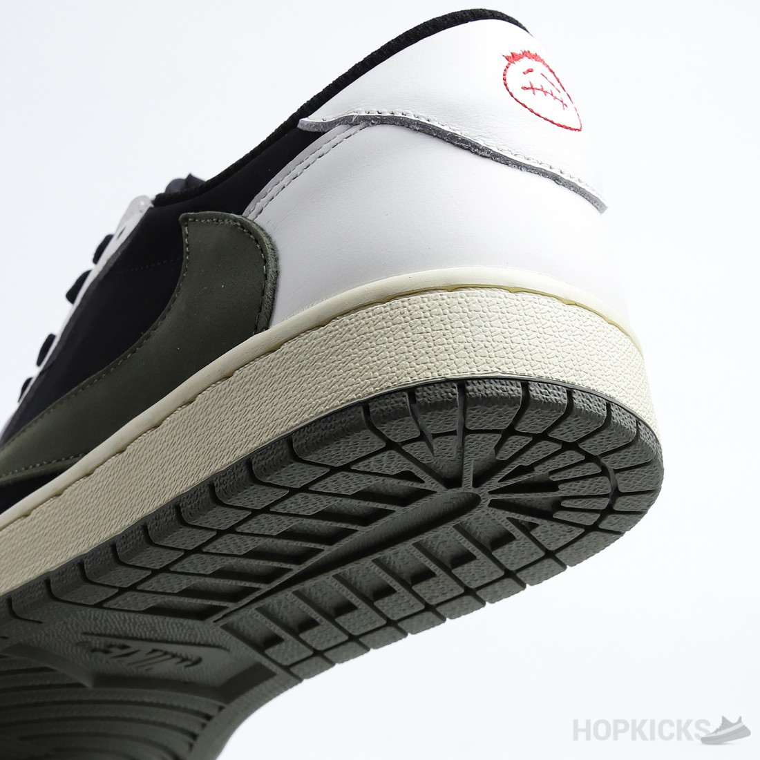 travis scott x air jordan 1 low og